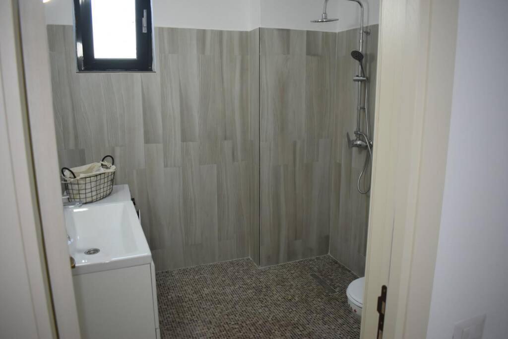 Apartment By The Lake With A View Mamaia Bagian luar foto